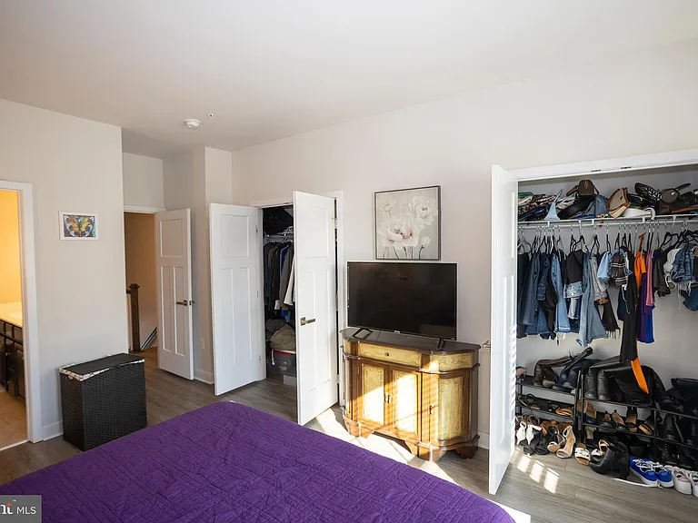 9926 New Pointe Dr — Photo 18