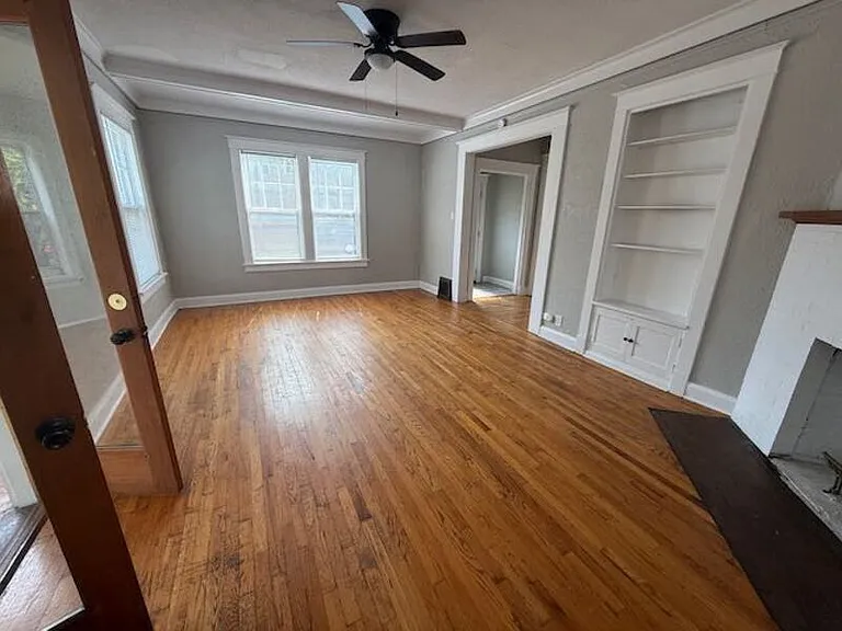 415 N Cooper St — Photo 3