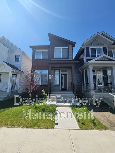 17252 2nd St NW Photo 1