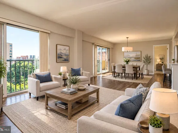 1300 Army Navy Dr APT 1012, Arlington, VA 22202