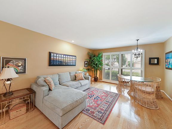 5th image of 1170 Green Knolls Dr