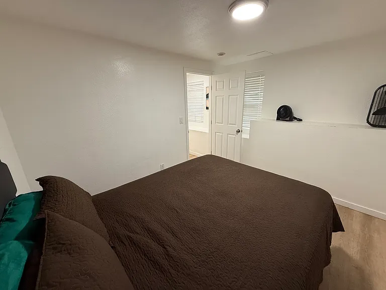 306 E 4th St #306B — Photo 4