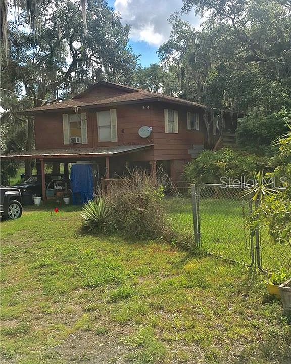 1st image of 820 Annie Laurie Ln