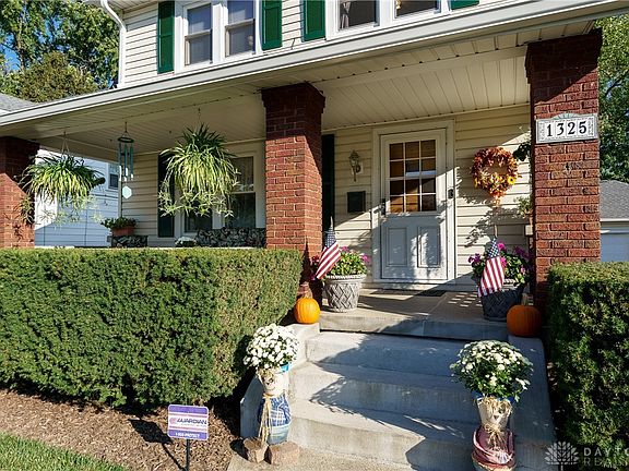 5th image of 1325 Ashland Ave