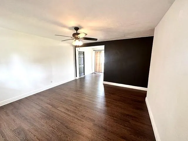 4329 SW 49th Ct — Photo 4