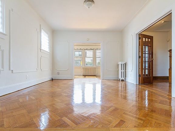2nd image of 9014 New York Ave