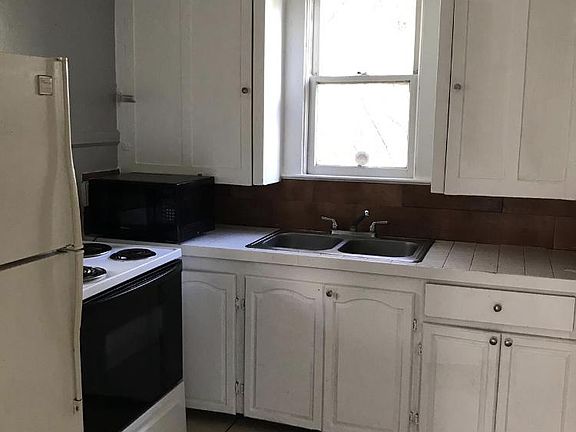 2nd image of 3845 8th Ave S