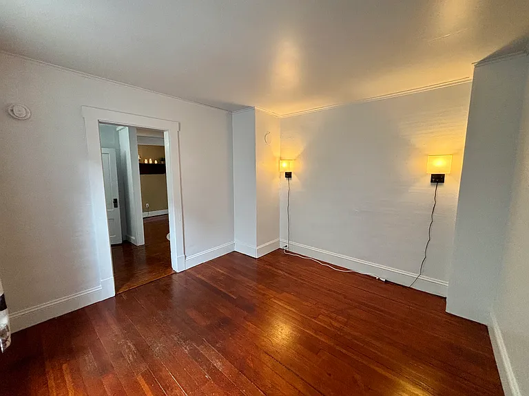 17 Main St #1 — Photo 23