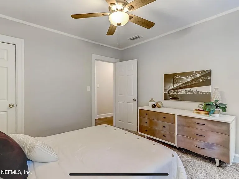 3344 Corby St — Photo 17