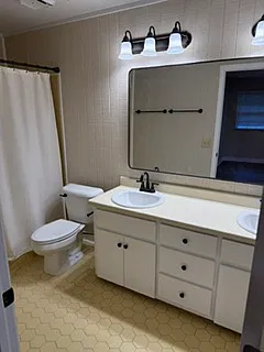 107 Kramer Ct — Photo 2