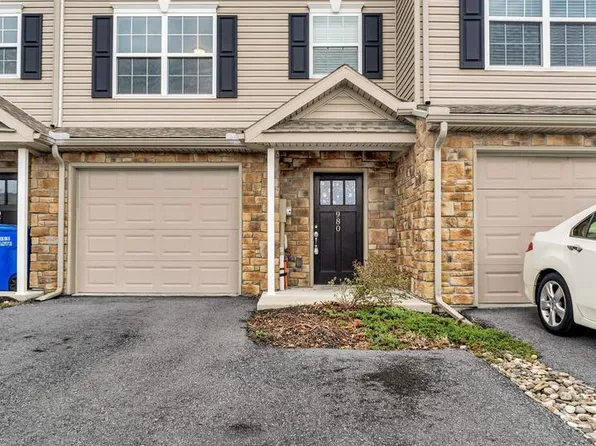 980 Gregs Dr, Harrisburg, PA 17111