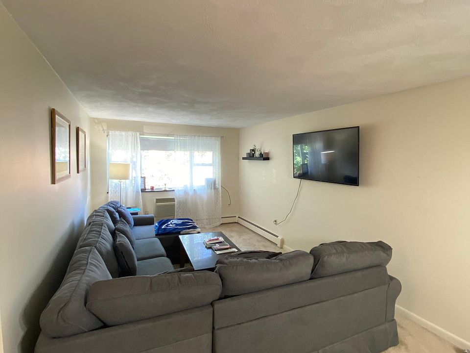 1st image of 89 Lexington St #37