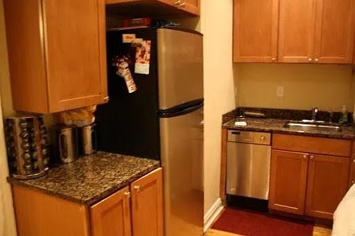 303 S Arthur Ashe Blvd #8 — Photo 2