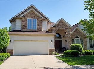 413 Augustus Dr, Highland Heights, OH 44143