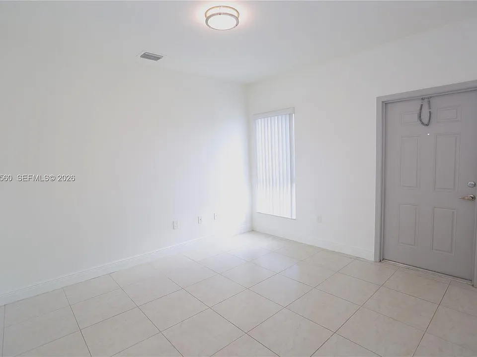 6171 NW 182nd Ter #305