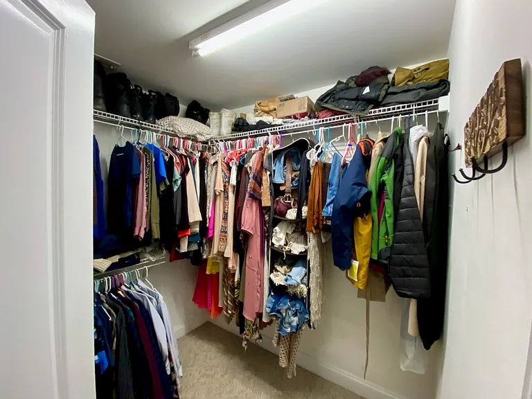 520 1/2 S Laurel St — Photo 13