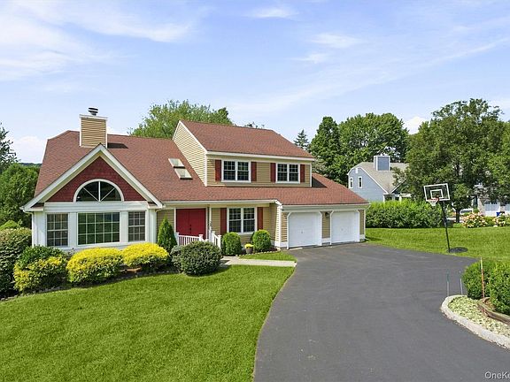 3rd image of 28 E Hill Road