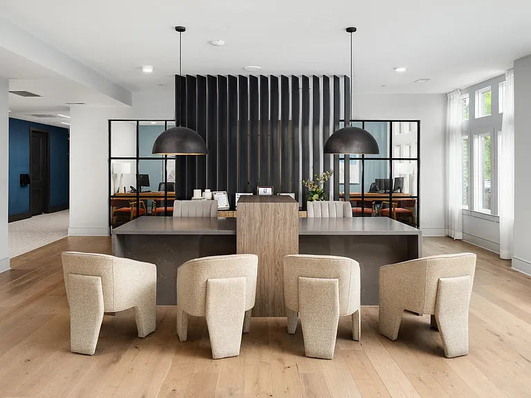 The Enzo at Ariston — Photo 52