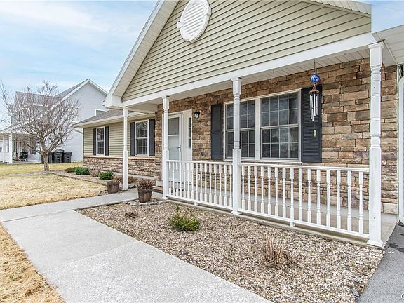 5th image of 25785 Liberty Ave