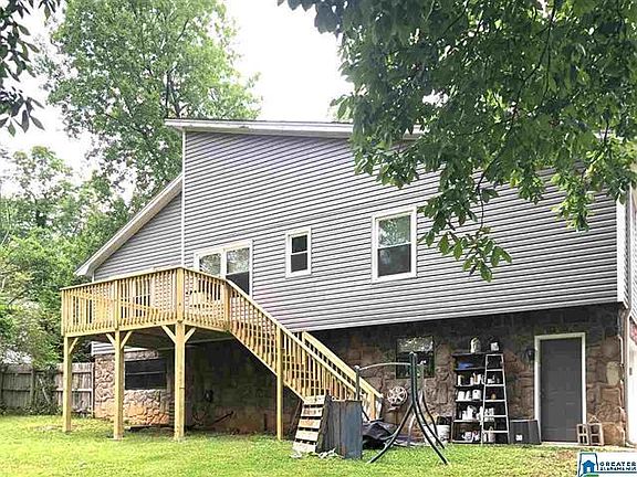 4th image of 5855 Mockingbird Ln