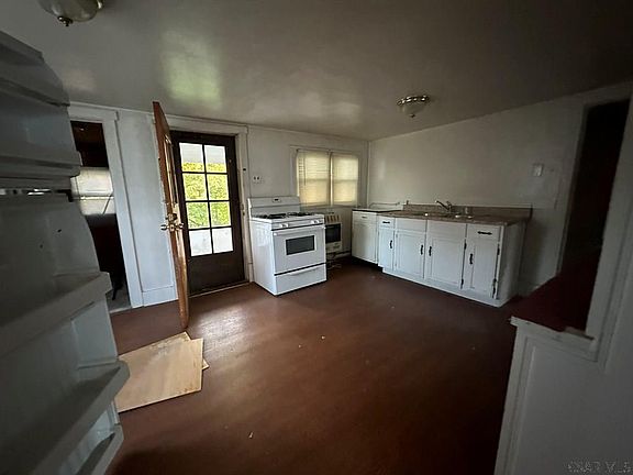 5th image of 918 Vickroy Ave