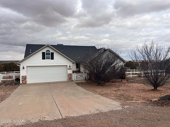 2nd image of 2770 W Country Club Dr