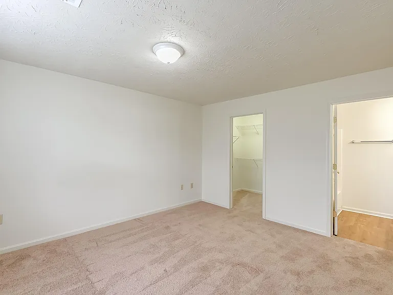 Forest Creek Apartments — Photo 61