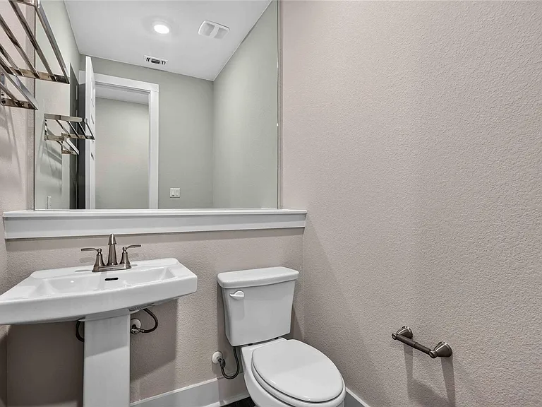 605A Mallow Rd — Photo 16