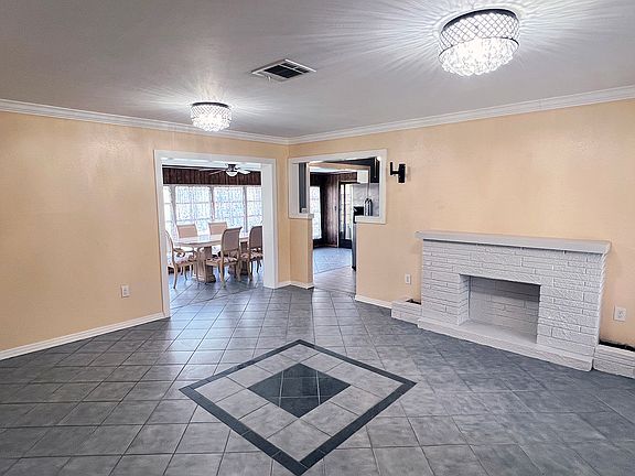 3rd image of 30 E Mariana Ave #1