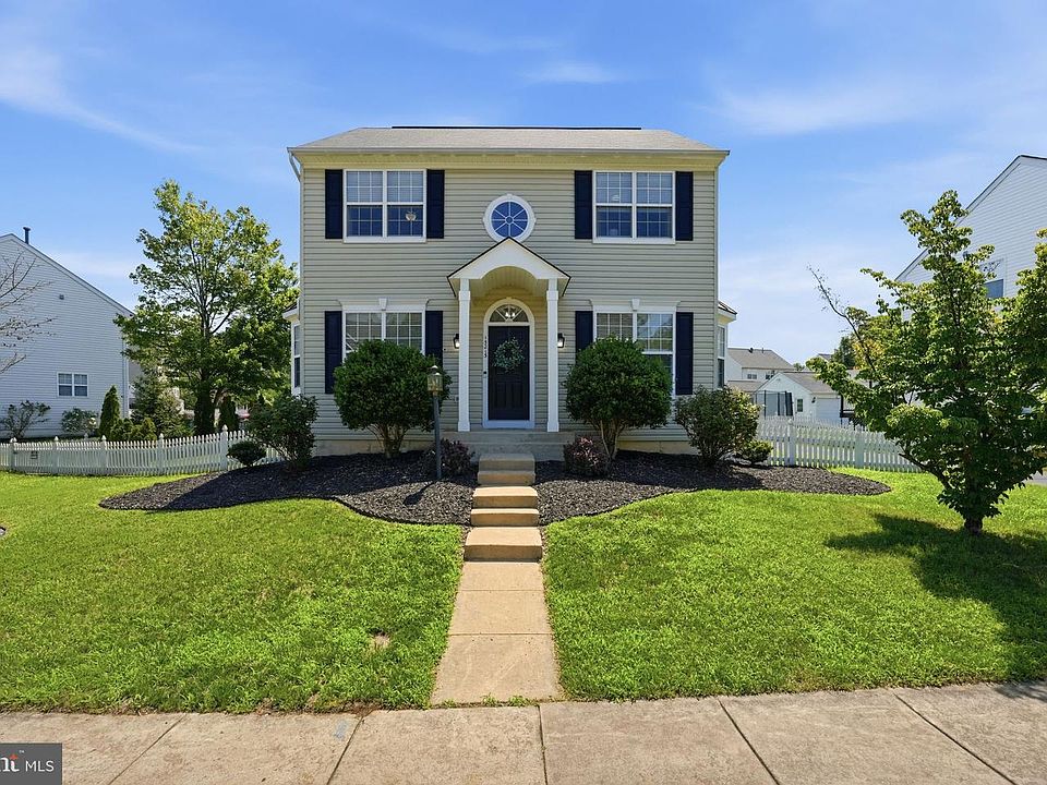 1st image of 13213 Daldownie Ct