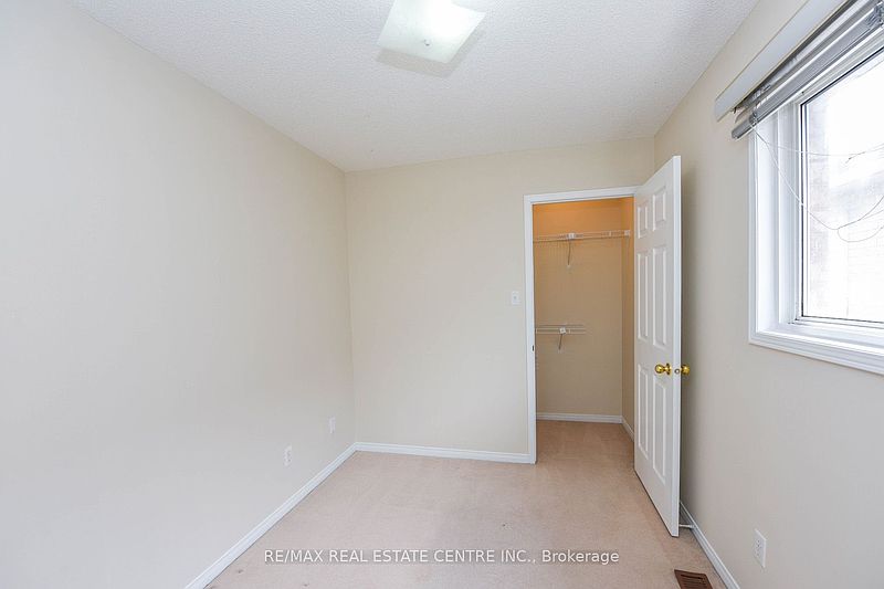 Mississauga House for rent - 3 Bedrooms — photo 26