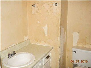 4th image of 102 Linda Dr