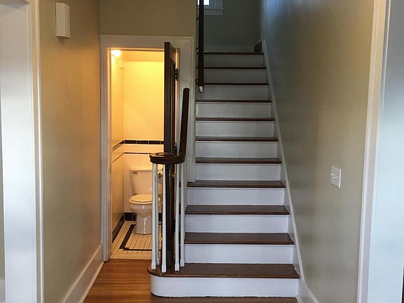 3rd image of 22 Hoover Rd