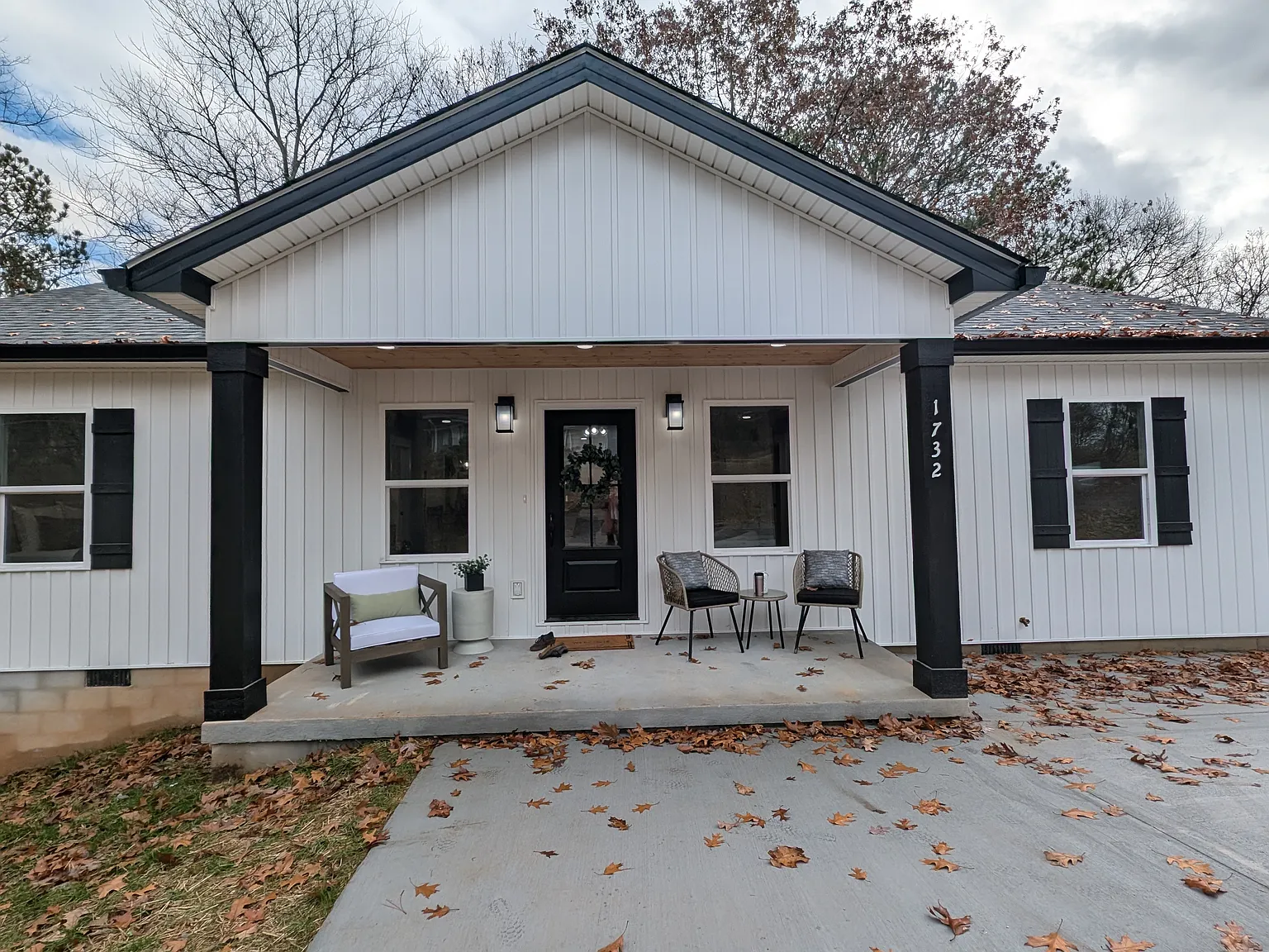 3 bed, 1288 sqft, $3,900 — Photo 2