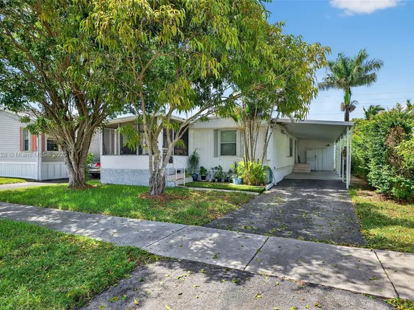 2430 SW 53rd St, Fort Lauderdale, FL 33312