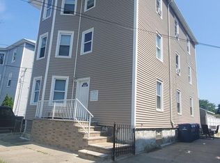 12 Rodney St, New Bedford, MA 02744
