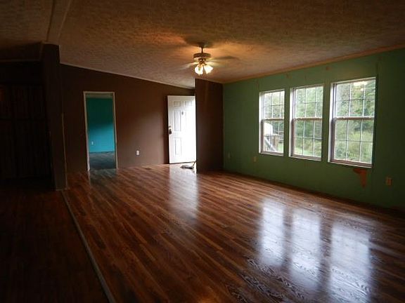 3rd image of 55 Jim Daniels Ln