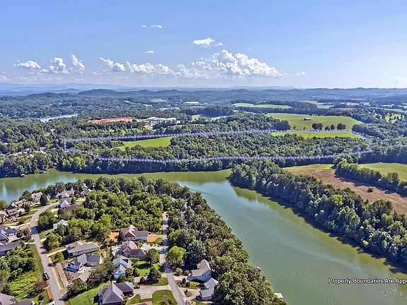 Image 3: 08_WadeRoadEast_Birdseye_S