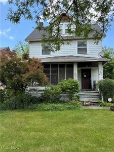 12201 Holborn Ave, Cleveland, OH, 44105