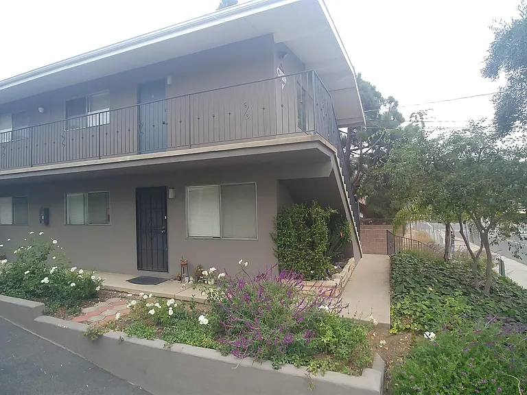 823 E De La Guerra St #3 — Photo 1