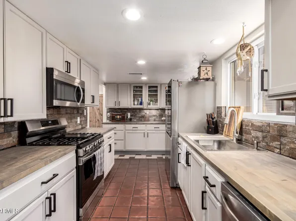 3716 W PEORIA Avenue, Phoenix, AZ 85029