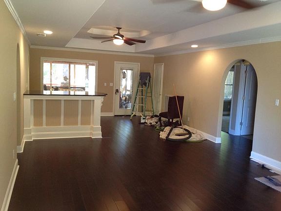 4th image of 11126 Lakewood Dr