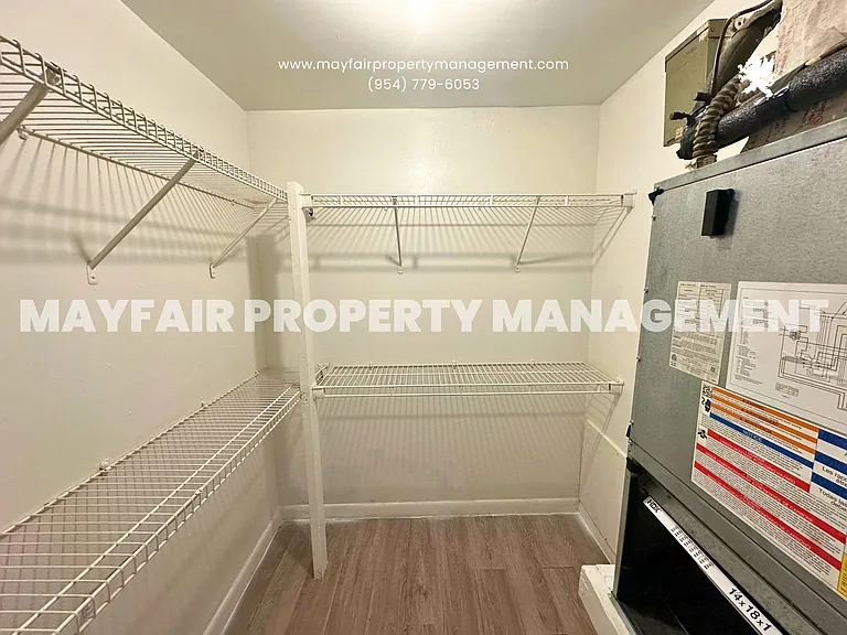 928 S Federal Hwy #17 — Photo 8