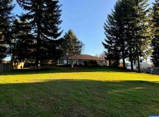 42662 Loyd Ln, Seaside, OR 97138