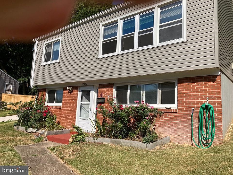 1st image of 15253 Crescent St
