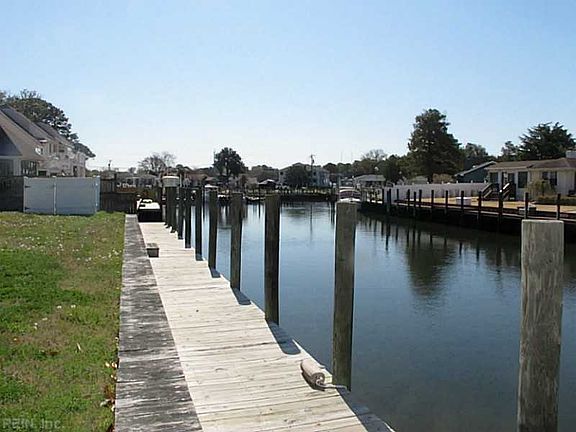 5th image of 3037 Lynnhaven Dr
