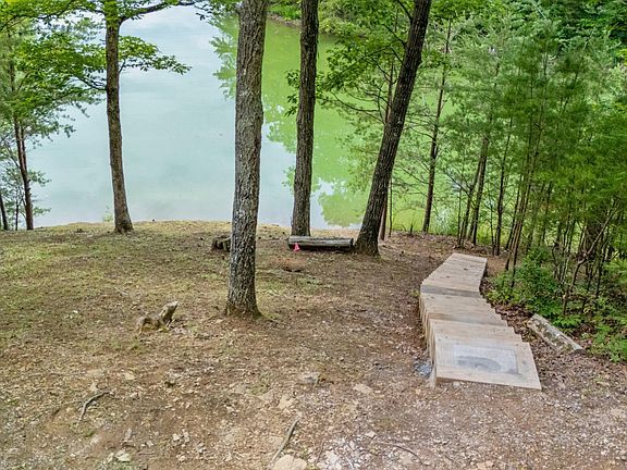 2nd image of 2 Buck Horn Rd Lot 2PT