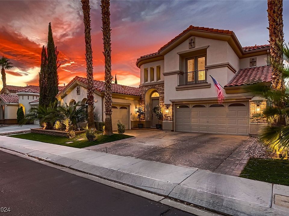 2nd image of 2798 Bellini Dr