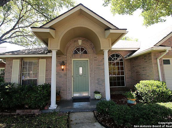 2nd image of 15106 Preston Hollow Dr