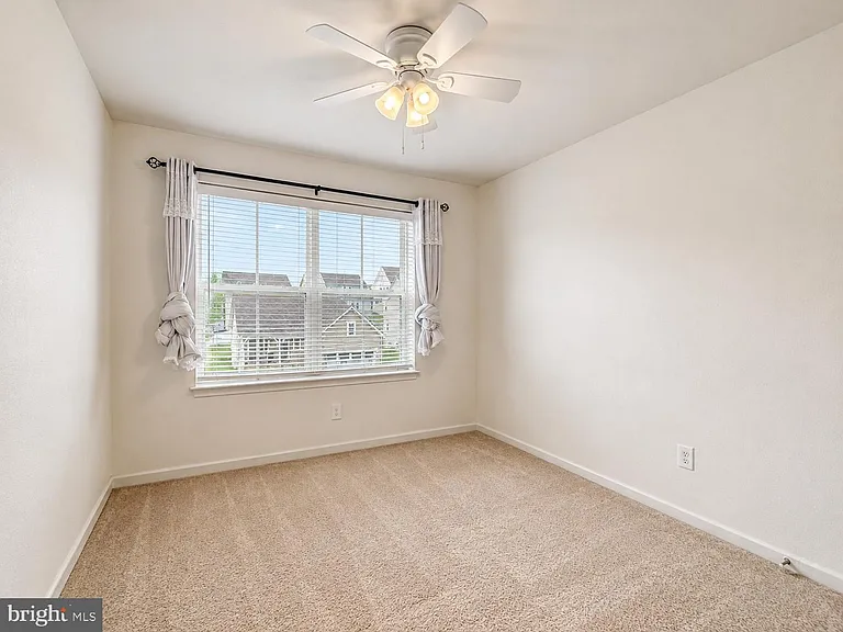 4811 Hicks Dr — Photo 22